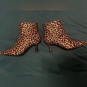 Casadei gold glitter Leopard Print Ankle Booties never worn outside.